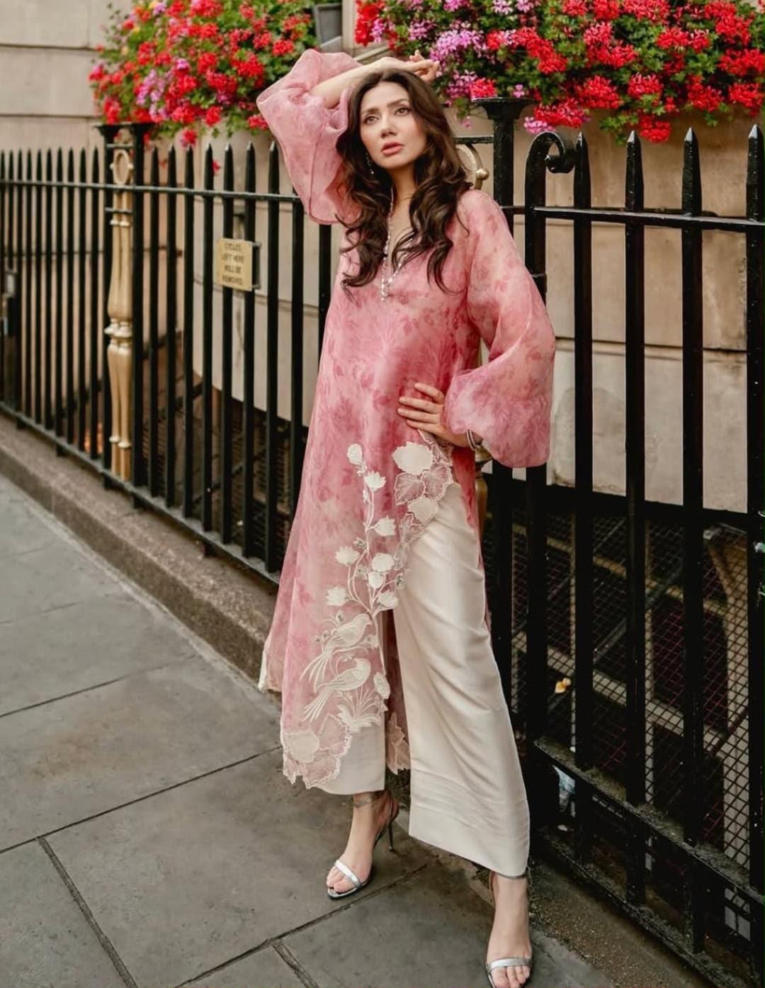 Embroidered Digital Printed Silk 3Pc Unstitched Suit