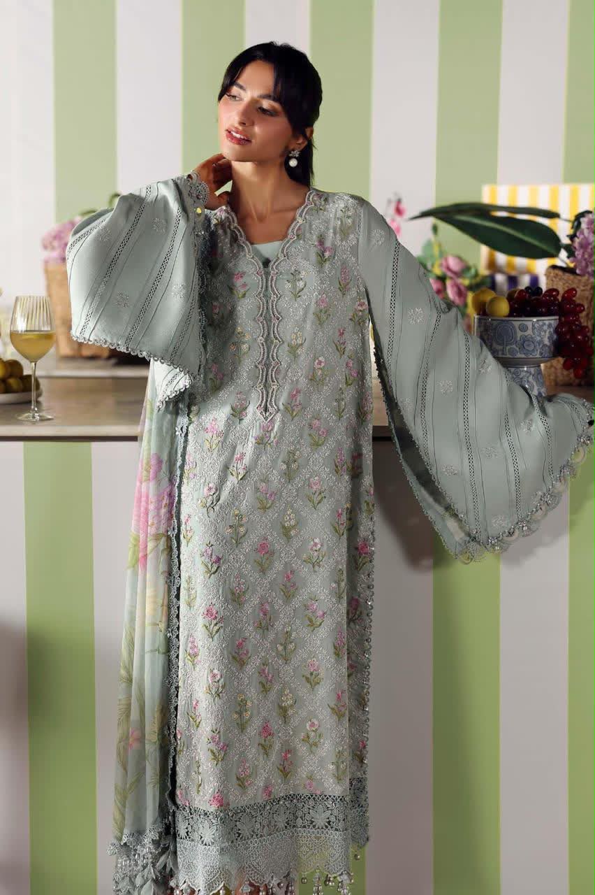 Heavy Embroidered Lawn 3Pc Unstitched Suit