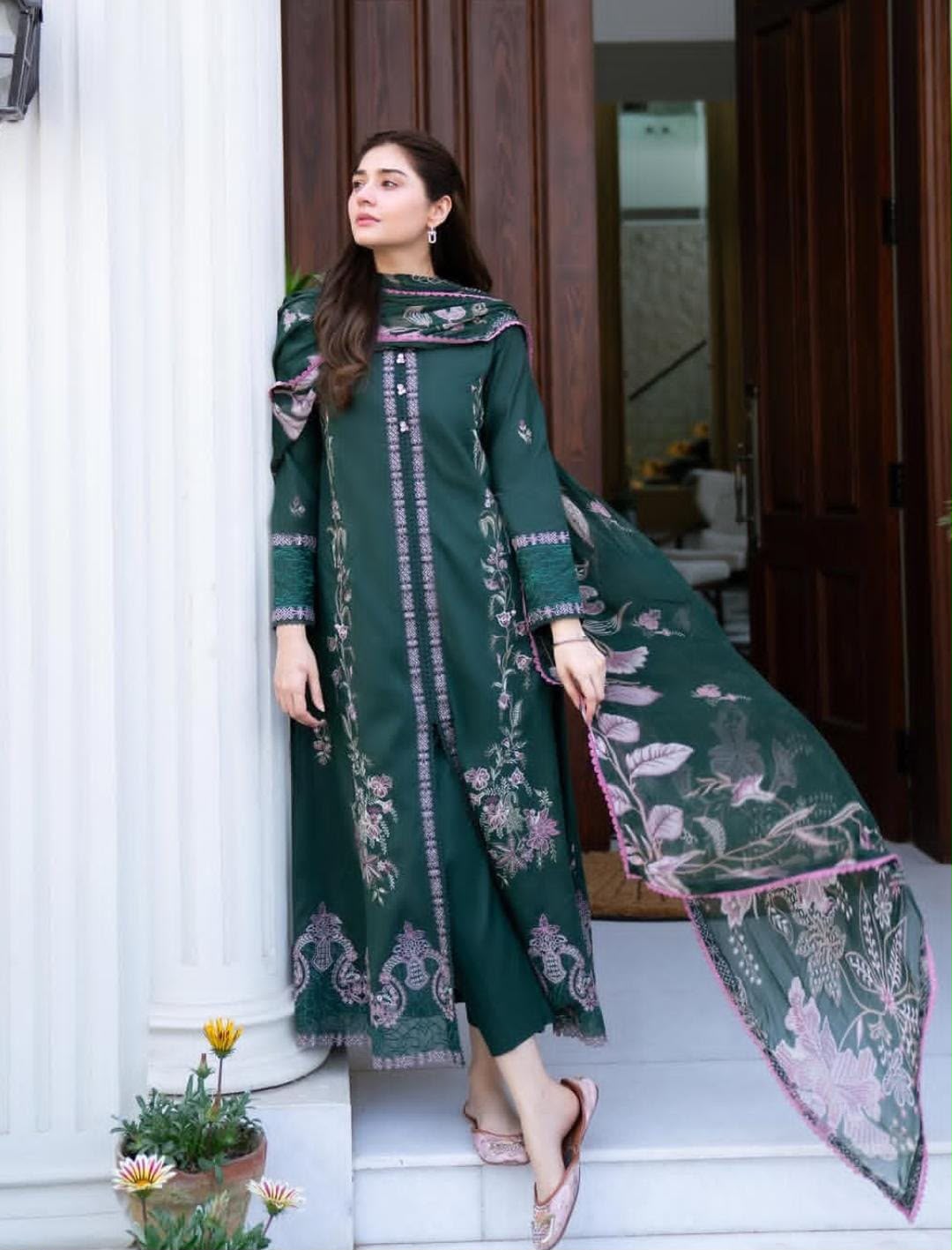 Embroidered Dhanak 3-Piece — Printed Shawl