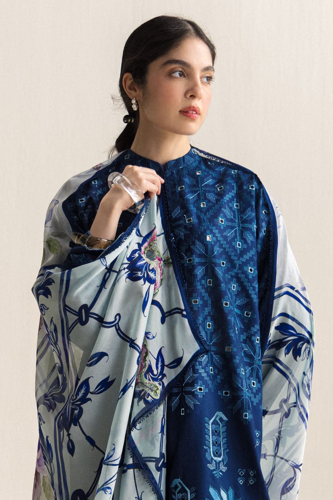 Dhank Embroidered 3Pc Unstitched Suit