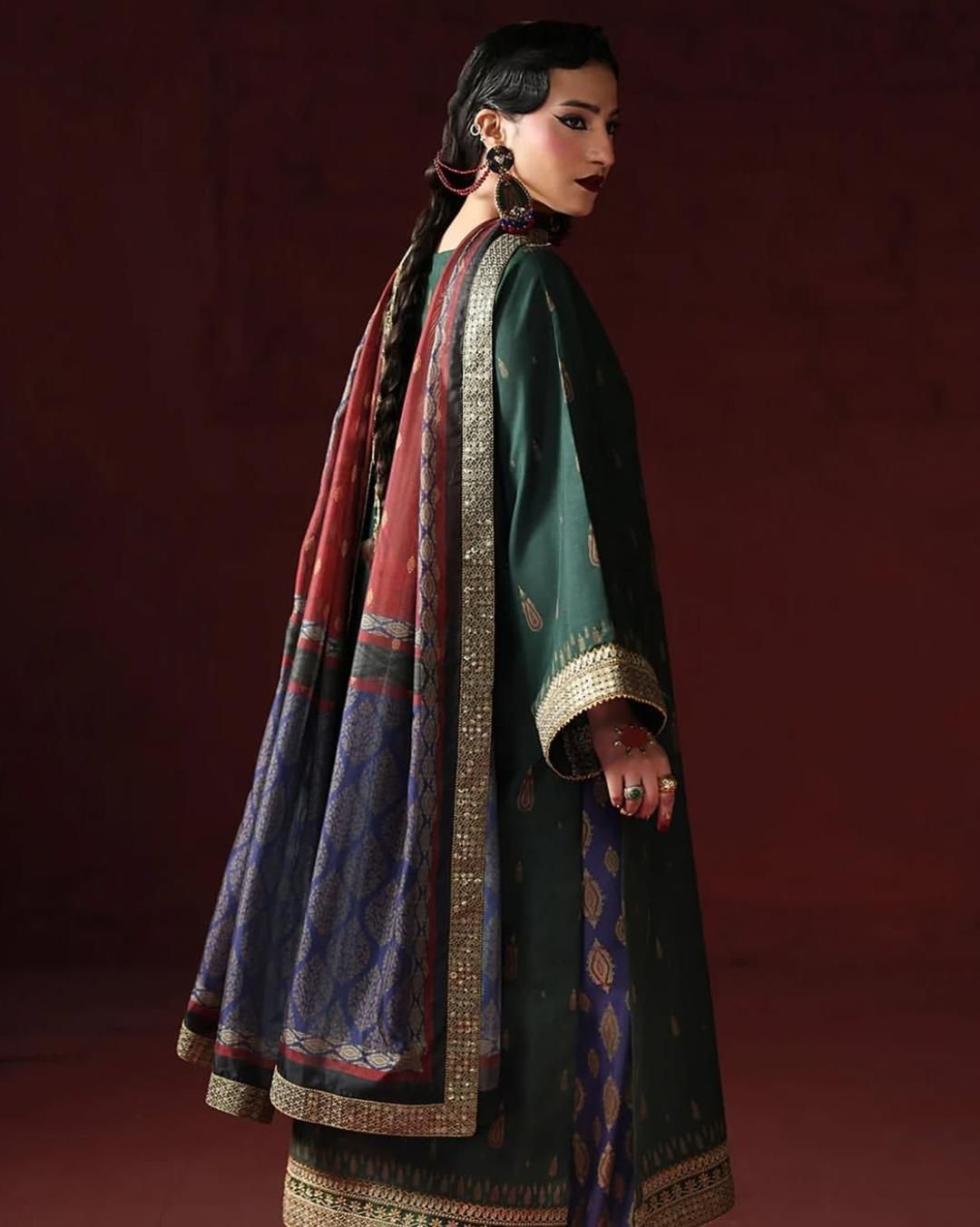 Green Embroidery Luxury Lawn - Image 2